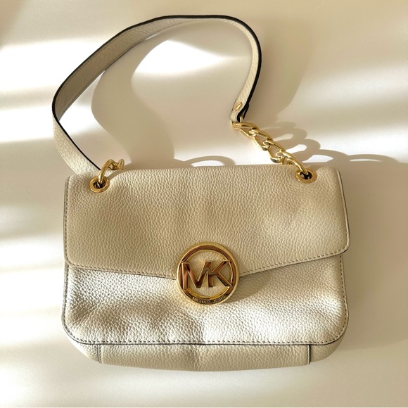 Michael Michael Kors White Pebbled Leather Shoulder Bag Purse - Picture 16 of 16